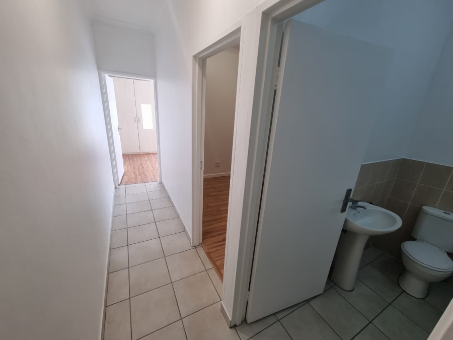 To Let 2 Bedroom Property for Rent in Observatory Western Cape